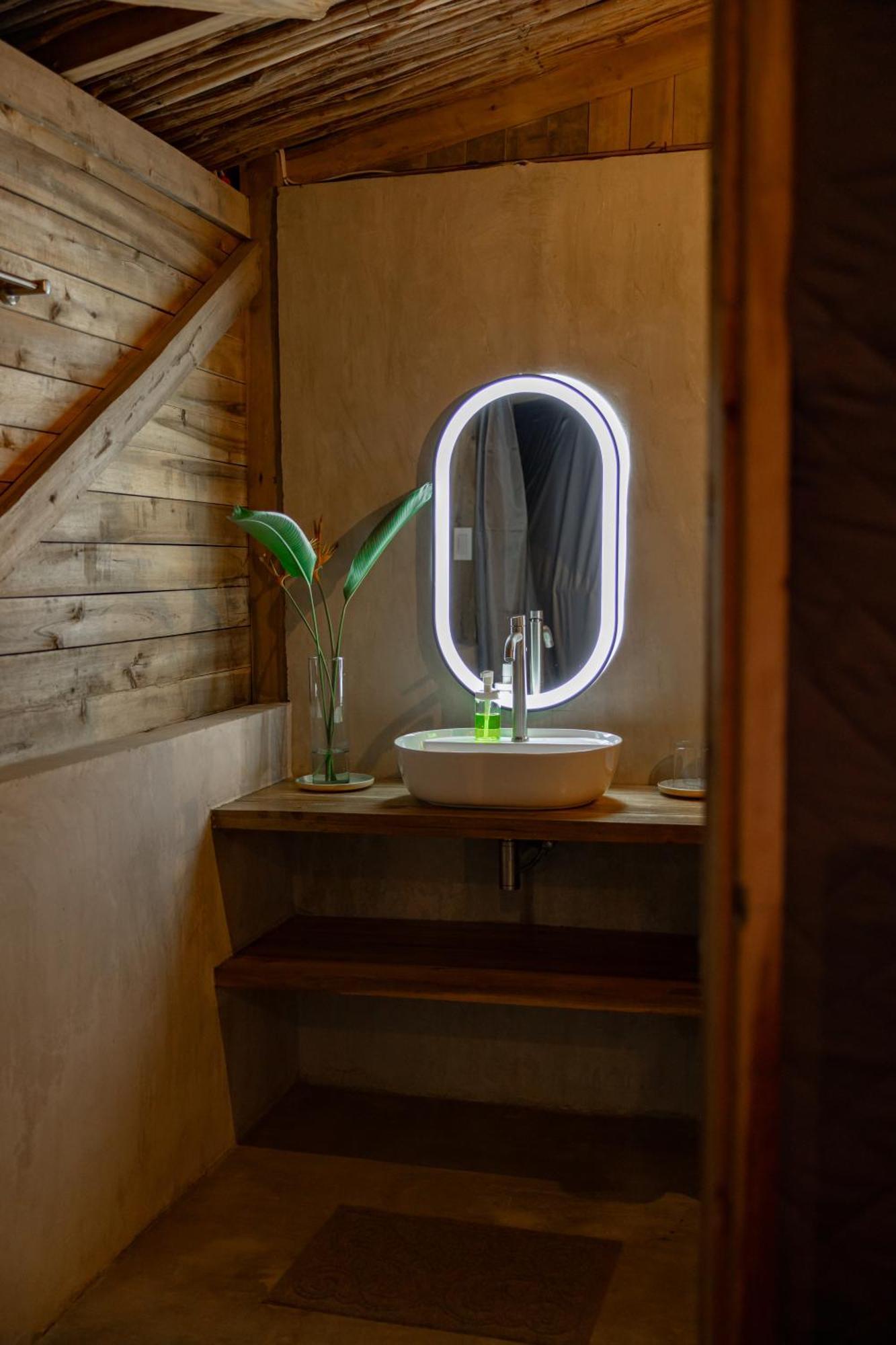 Domes And Dreams Lio Glamping 호텔 엘니도 외부 사진